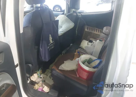 2024 Ford Maverick Lariat z USA, uszkodzony, nr VIN 3FTTW8M33RRA51942